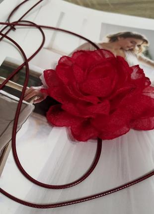 Чокер цветок красный бордовая тканая роза на шнурке колье пояс повязка3 фото