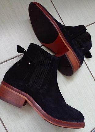 Стильні замшові челсі 36р