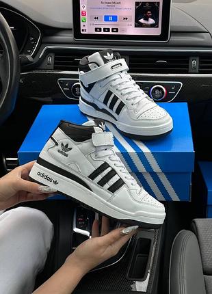 Кроссовки adidas