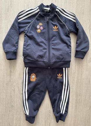 Костюм adidas original з лімітованої колекції (9-12 міс)