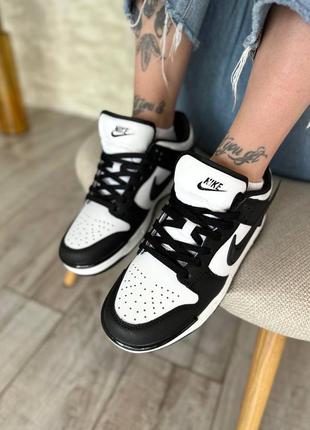 Nike dunk low twist