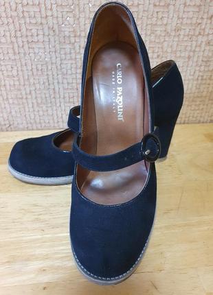 Туфлі замшеві на підборах