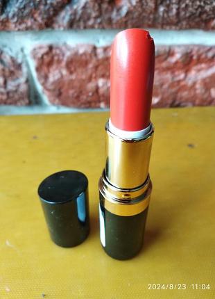 Губная помада матовая