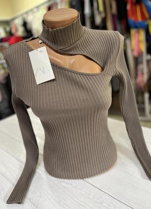 Кофточка с горловиной(я)