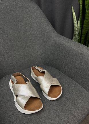 Фірмові босоніжки сандалії clarks dashlite wish