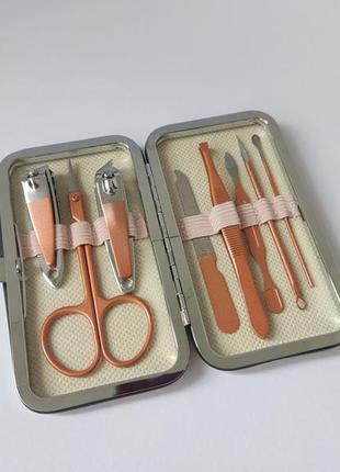 Маникюрный набор небольшой 8 предметов