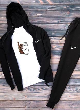 Спортивный костюм nike