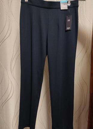 Женские базовые брюки бренда m&s