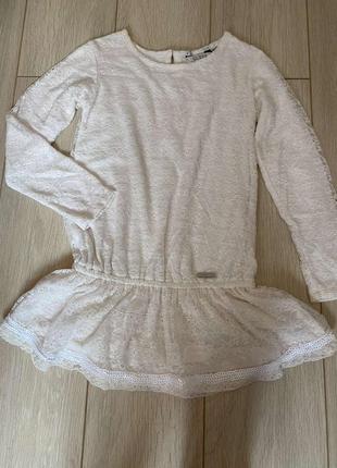 Шкільна нарядная блузка в школи 6-7 років guess