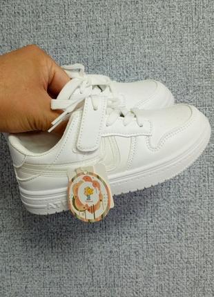 Біленькі кросівки, макасіни на дівчаток tom m