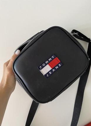 Сумка tommy hilfiger