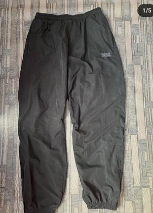 Нейлоновые брюки lonsdale