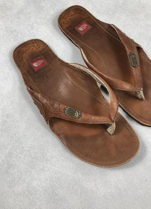 Кожаные женские сланцы the north face