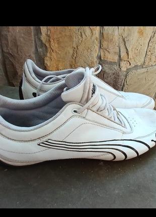 Чоловічі шкіряні кросівки puma.