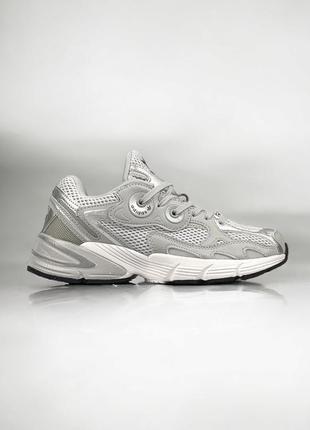 Adidas astir • grey •