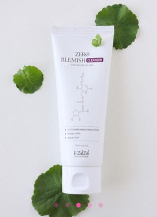 Очищуюча пінка з центеллою для проблемної шкіри izeze zero blemish cleanser 150ml