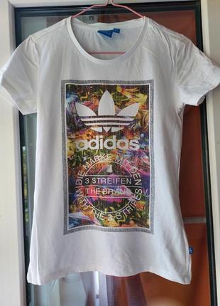 Футболка adidas
