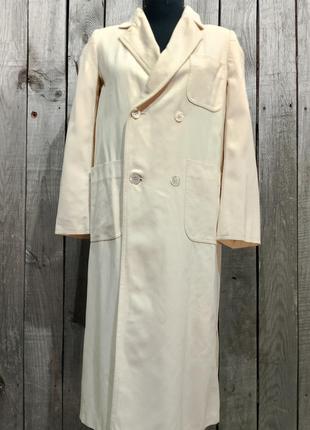 Легкое шерстяное пальто. винтаж