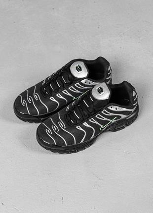 Кроссовки nike air max plus black green strike4 фото