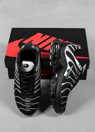 Кроссовки nike air max plus black green strike2 фото