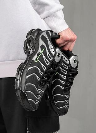 Кроссовки nike air max plus black green strike6 фото