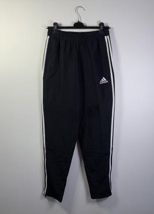 Спортивные штаны adidas