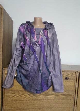 Кофта с капюшоном