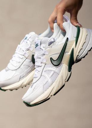 Оригинальные кроссовки nike v2k run shoes white fd0736-101