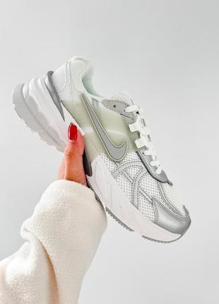 Nike v2k run 'metallic silver'