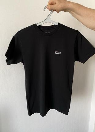 Чорна футболка vans розмір s