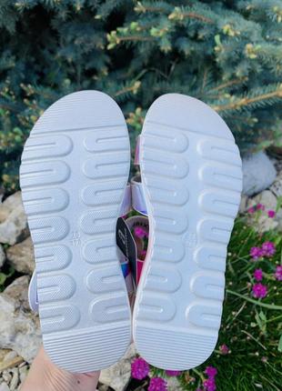 Сандали р26,27,30 для девушек 7