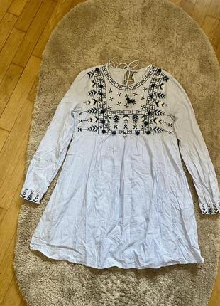 Шикарна сукня вишиванка zara