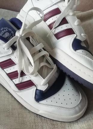 Кроссовки adidas