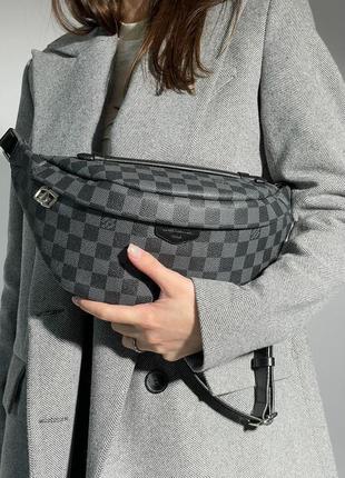 Бананка louis vuitton discovery bumbag pm grey chess canvas