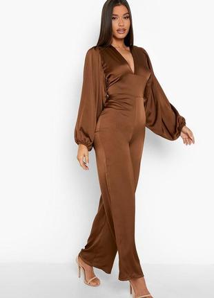 Атласный женский комбинезон шоколадного цвета boohoo, m