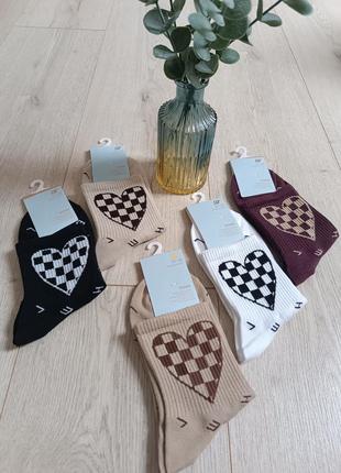 Якісні жіночі шкарпетки