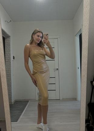 Кожаное платье tezenis