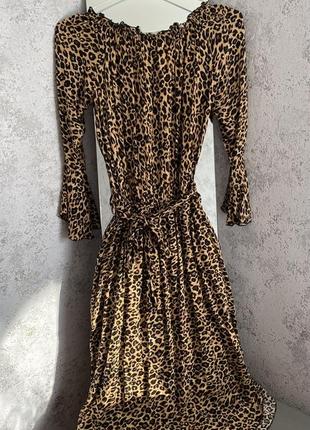 Леопардова сукня