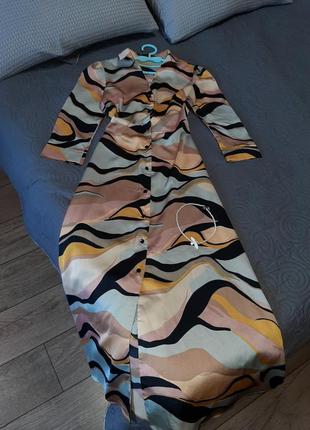 Шикарне плаття міді