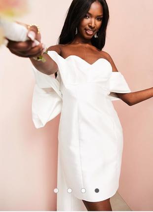 Біля сукня нареченої / святкова