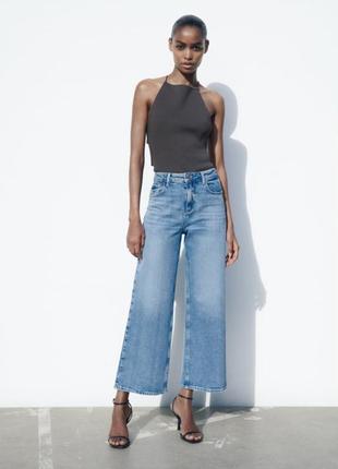 Прямые укороченные джинсы zara