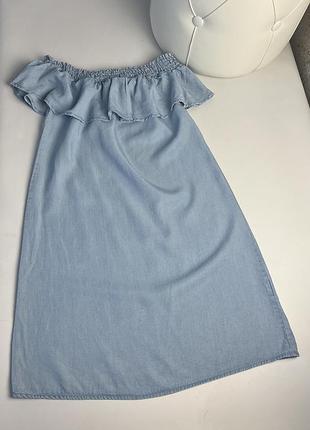 Сукня на плечі