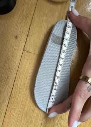 Кросівки дитячі nike 22,5-23 оригінал5 фото