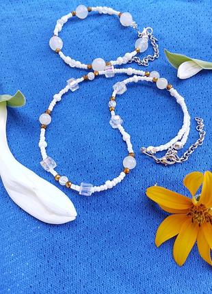 Натуральный агат, халцедон, "битый" хрусталь. набор. "лыбедь" 3.