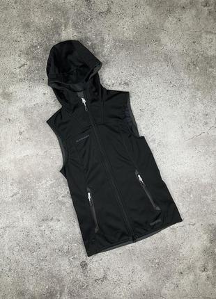 Женская жилетка mammut ultimemate windstopper