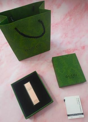 Помада gucci в подарочной упаковке гуччи
