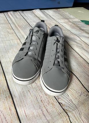 Кеди/кросівки чоловічі adidas