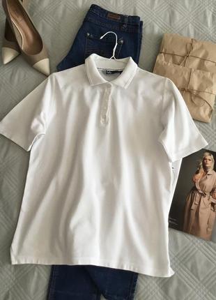 Белая футболка поло в размере l/xl