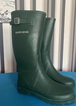 Резиновые сапоги