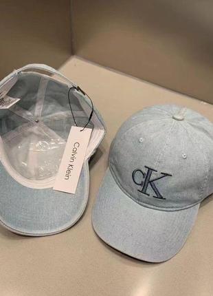 Бейсболка джинсова calvin klein, кепка для чоловіків та жінок. кепка